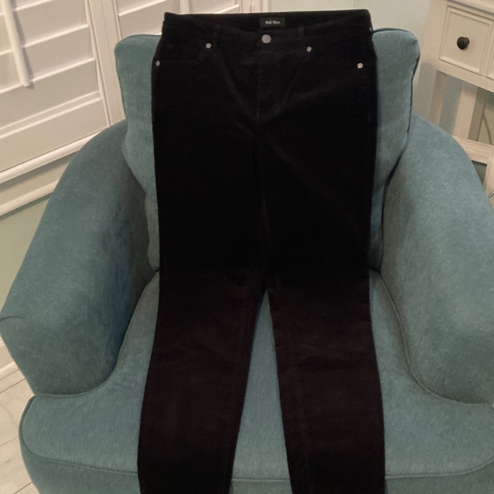 Women's Black Velveteen Jeans. Size 8.